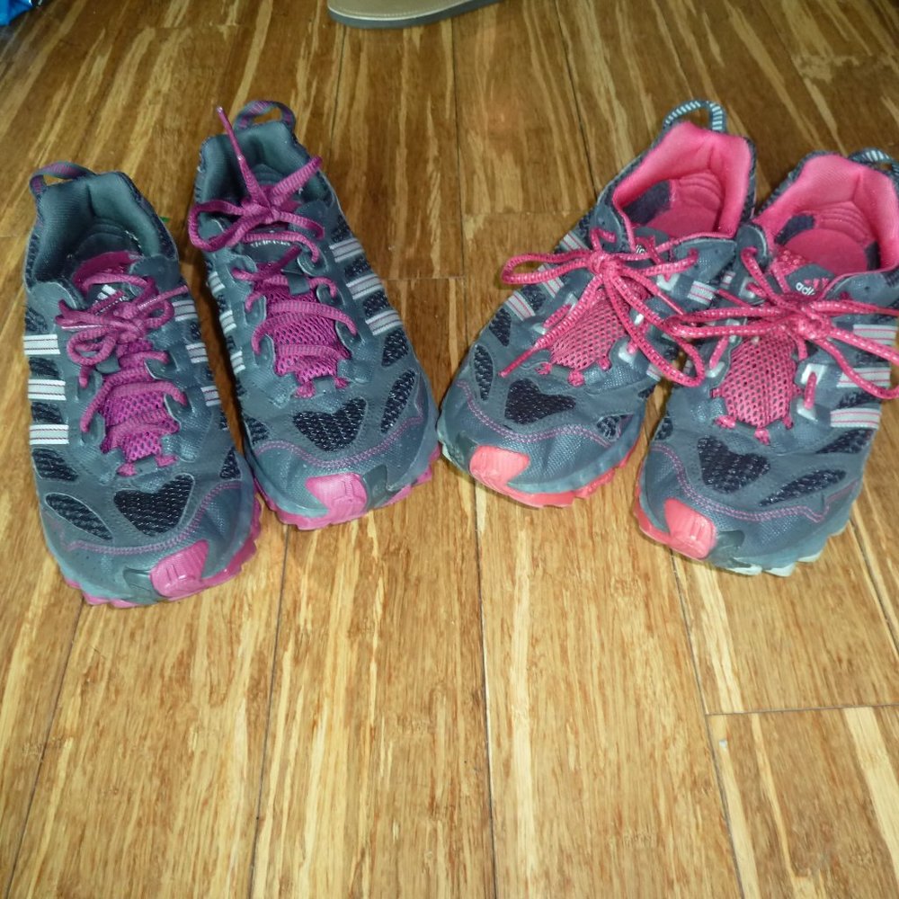 LOT: Adidas RUNNING shoes & 2 Pr Comfies! Sz 8-8.5